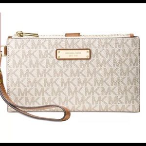 Signature Adele Double Zip Phone Wristlet